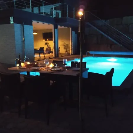 Colina Casa Alojamento de Acomodação e Pequeno-almoço *